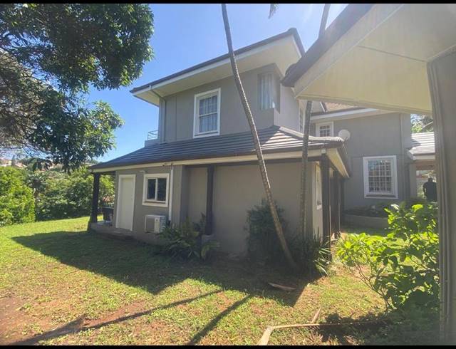 3 BEDROOM HOUSE FOR SALE IN LA LUCIA RIDGE